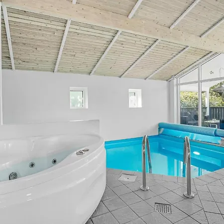 Amazing In Juelsminde With Sauna Sonderby (Midtjylland)